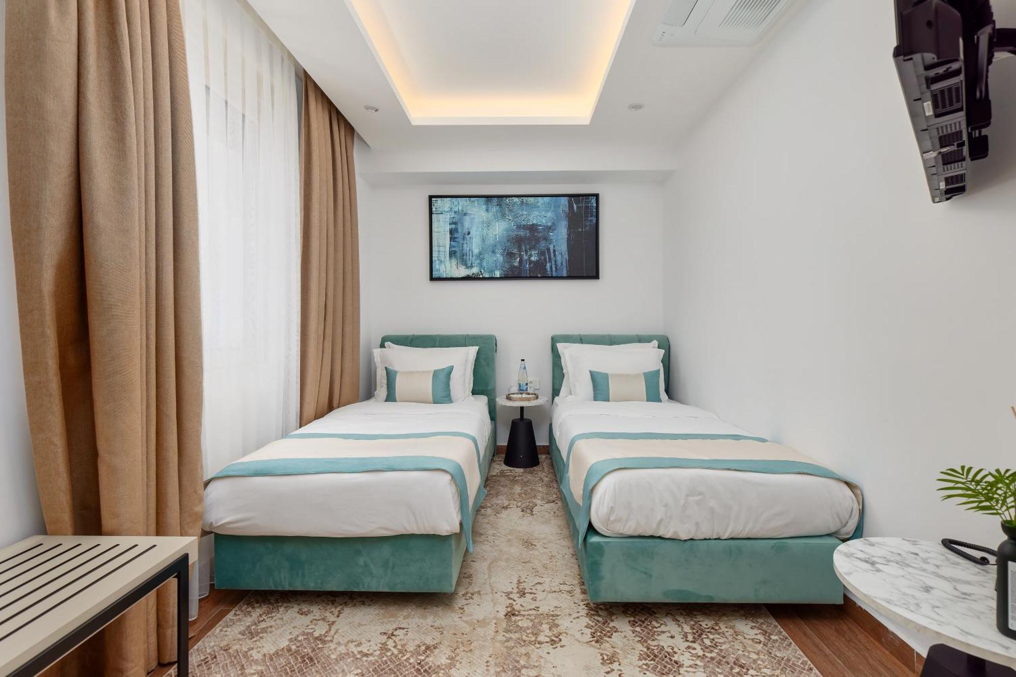 Hotel Splendido Bay Тиват Экстерьер фото