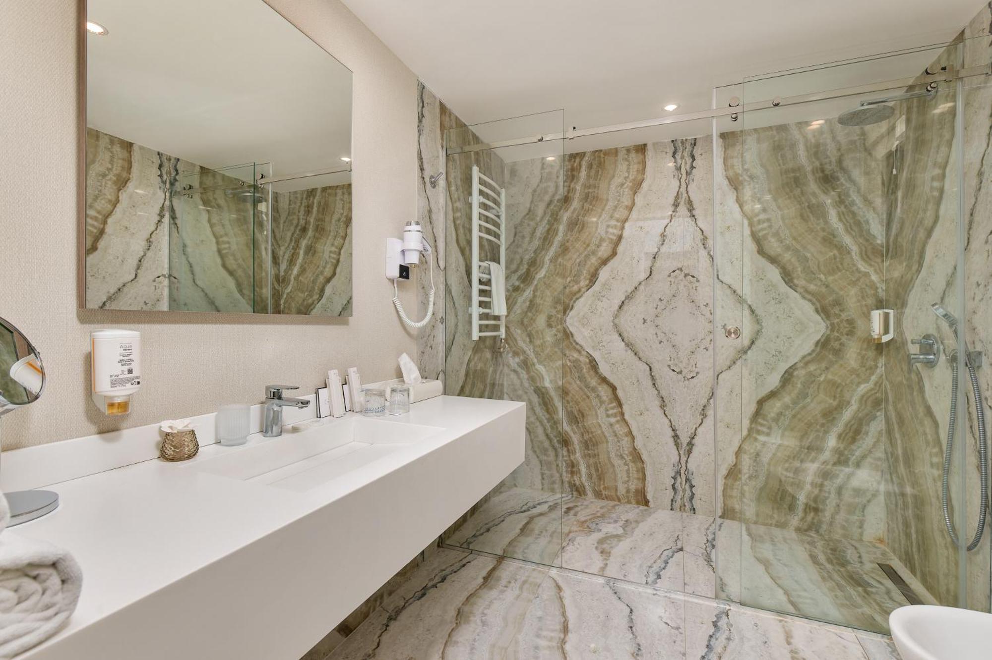 Hotel Splendido Bay Тиват Экстерьер фото