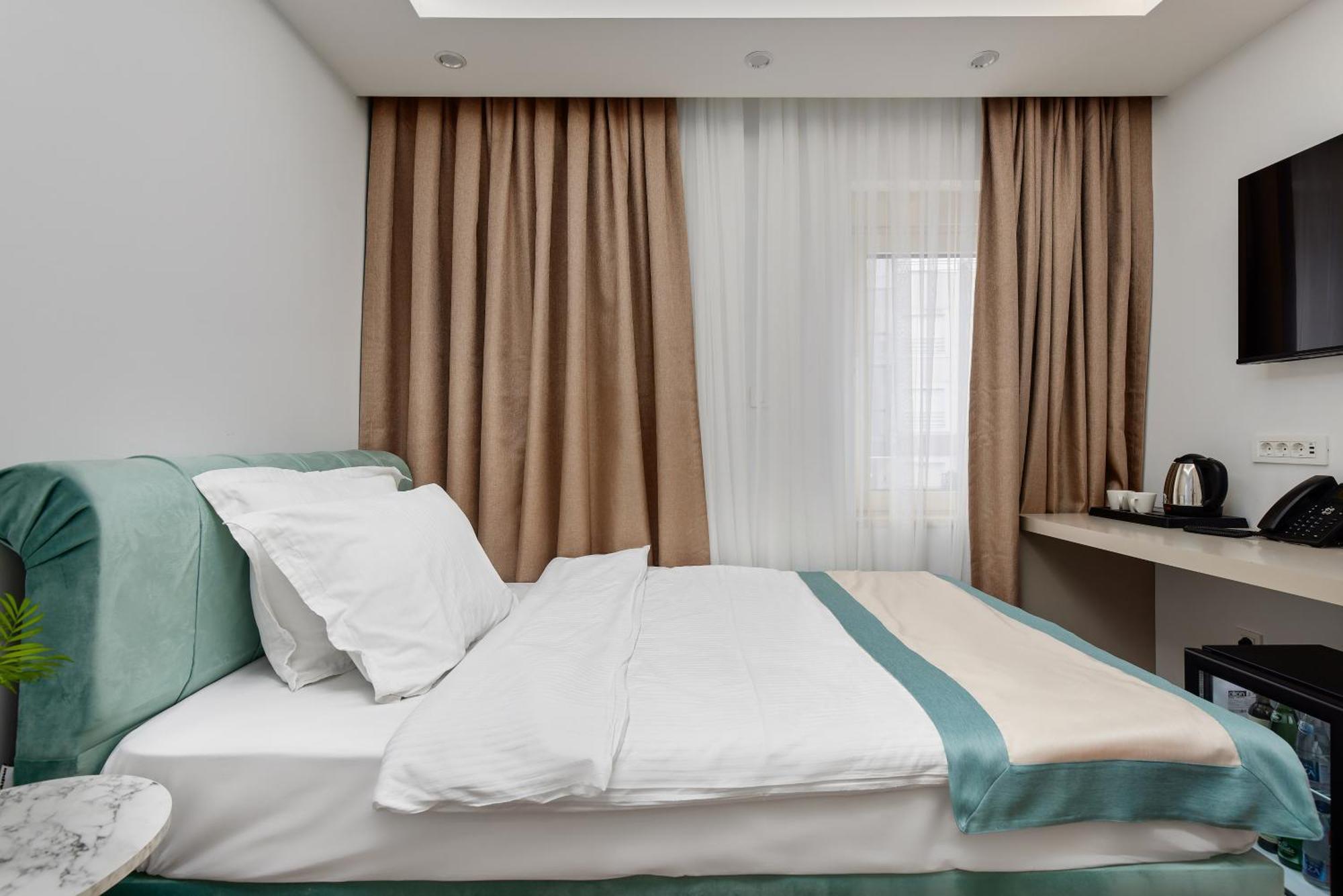 Hotel Splendido Bay Тиват Экстерьер фото