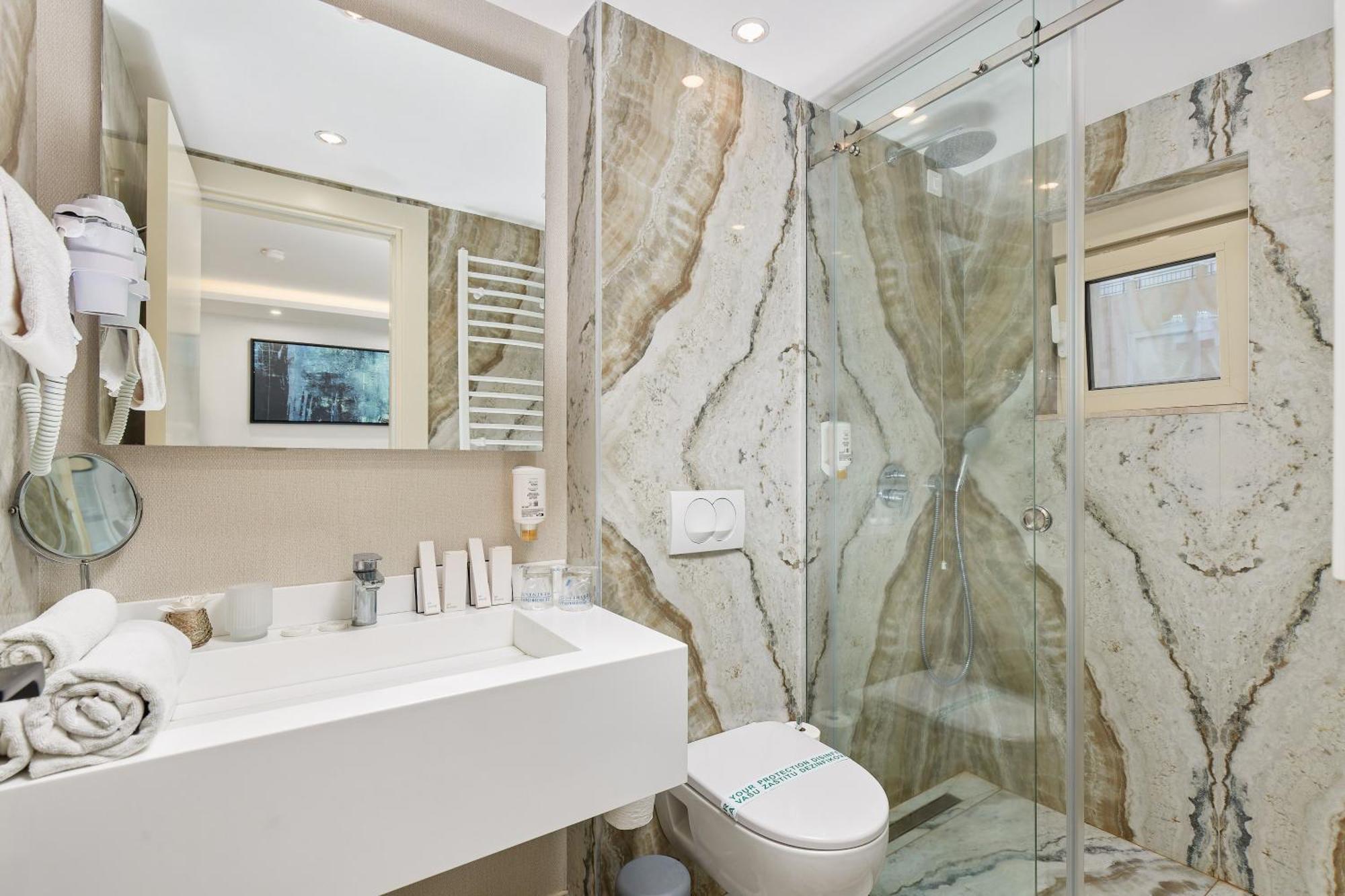 Hotel Splendido Bay Тиват Экстерьер фото