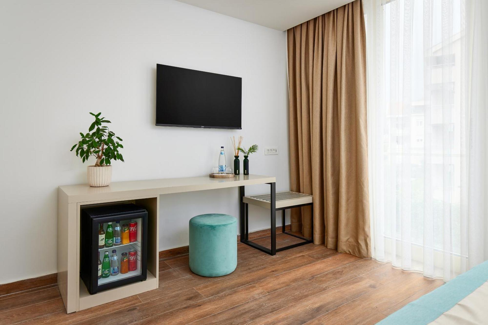 Hotel Splendido Bay Тиват Экстерьер фото